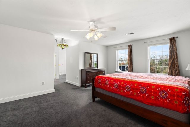 253 Shining Rock Dr, Northbridge, MA 01534