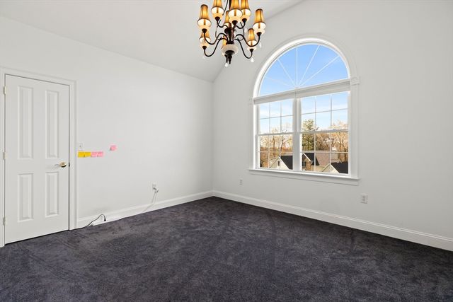 253 Shining Rock Dr, Northbridge, MA 01534