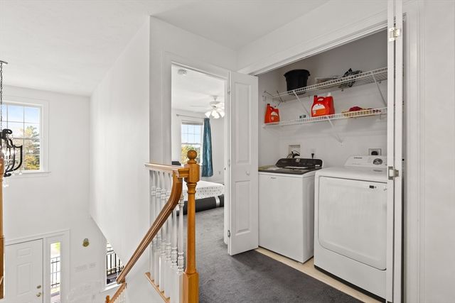 253 Shining Rock Dr, Northbridge, MA 01534