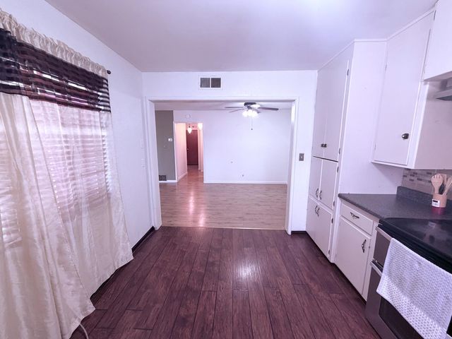 1197 S Minaret Ave, Turlock, CA 95380