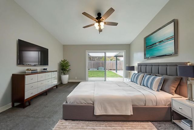 8600 Jade Crest Ct, Elk Grove, CA 95624