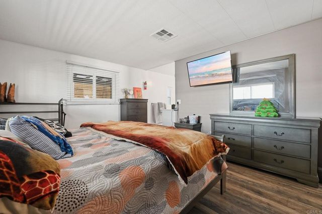 8701 Mesa Road 77, Santee, CA 92071