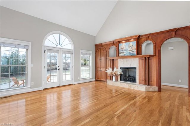 6003 Red Oak Court, Kernersville, NC 27284