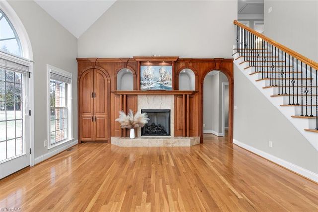 6003 Red Oak Court, Kernersville, NC 27284