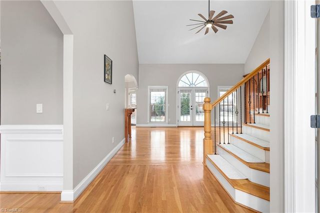 6003 Red Oak Court, Kernersville, NC 27284