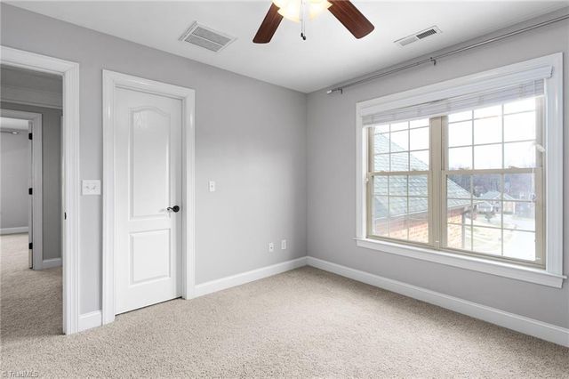 6003 Red Oak Court, Kernersville, NC 27284