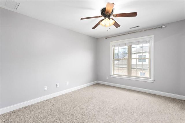 6003 Red Oak Court, Kernersville, NC 27284