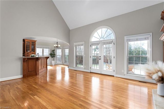 6003 Red Oak Court, Kernersville, NC 27284