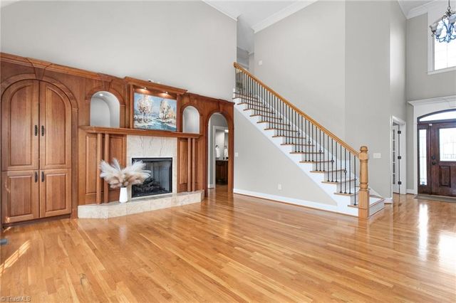 6003 Red Oak Court, Kernersville, NC 27284