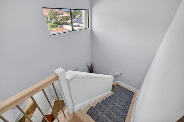 906 N Windermere Way, Palm Beach Gardens, FL 33418
