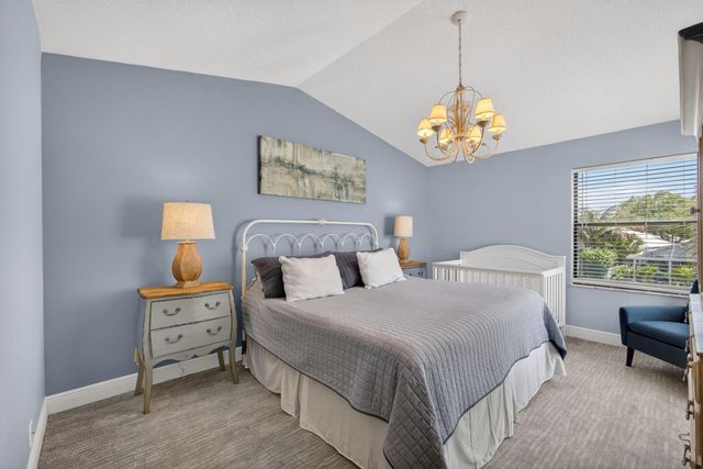 906 N Windermere Way, Palm Beach Gardens, FL 33418