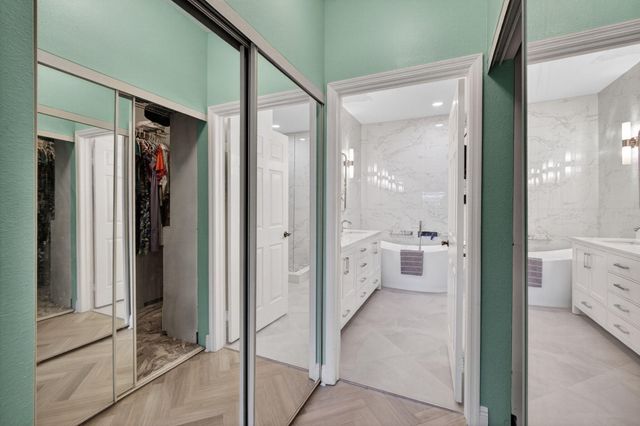 906 N Windermere Way, Palm Beach Gardens, FL 33418