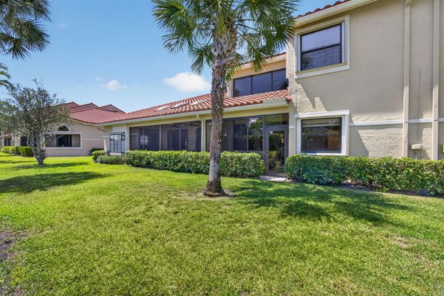 906 N Windermere Way, Palm Beach Gardens, FL 33418