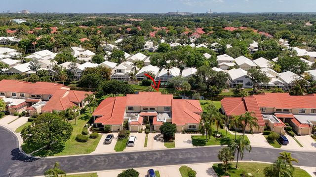 906 N Windermere Way, Palm Beach Gardens, FL 33418