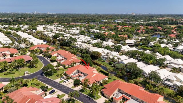 906 N Windermere Way, Palm Beach Gardens, FL 33418