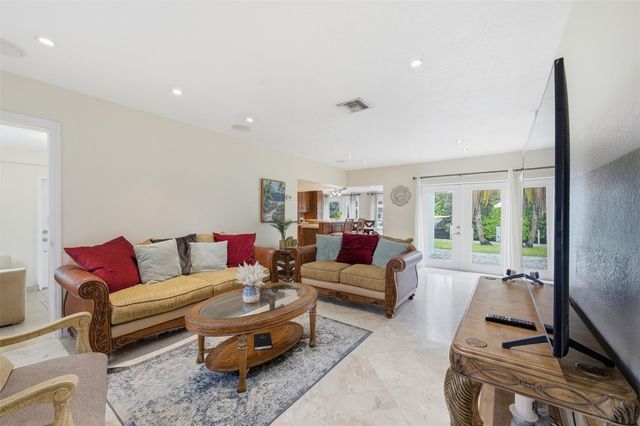 1009 Mango Isle, Fort Lauderdale, FL 33315