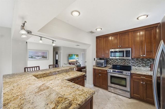 1009 Mango Isle, Fort Lauderdale, FL 33315