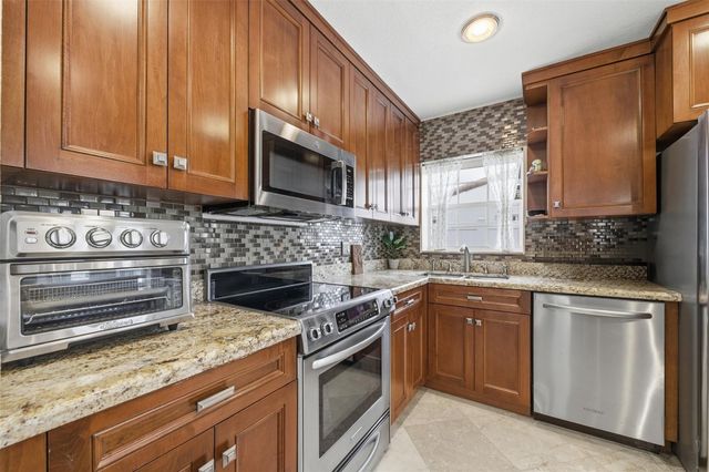 1009 Mango Isle, Fort Lauderdale, FL 33315