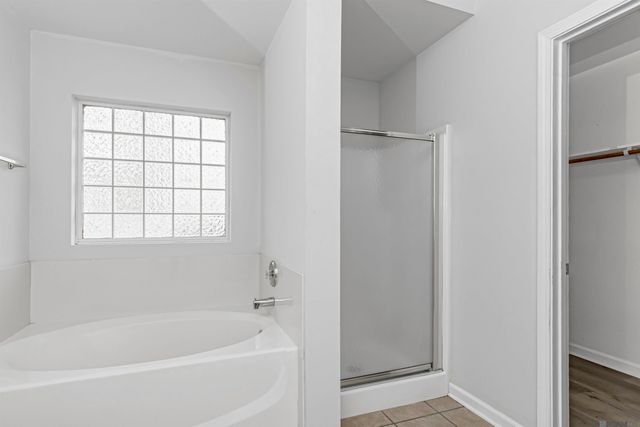 7646 Quorum Dr, Baton Rouge, LA 70817