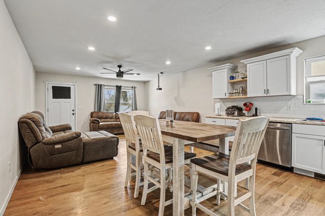 2517 N Prospect Avenue, Springfield, MO 65803