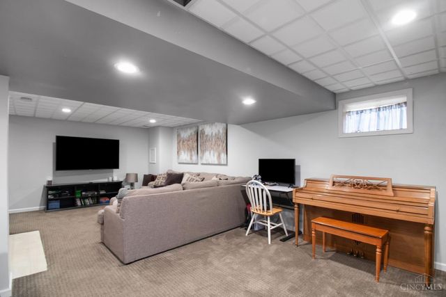 5556 Shady Meadows Drive, Fairfield Twp, OH 45011