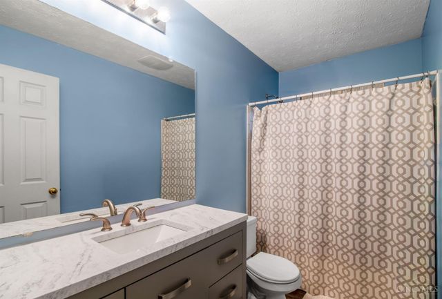 5556 Shady Meadows Drive, Fairfield Twp, OH 45011