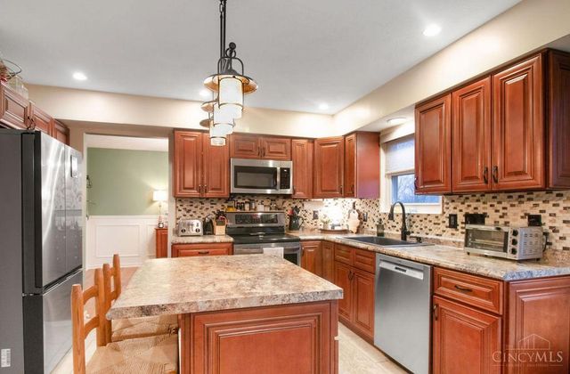 5556 Shady Meadows Drive, Fairfield Twp, OH 45011