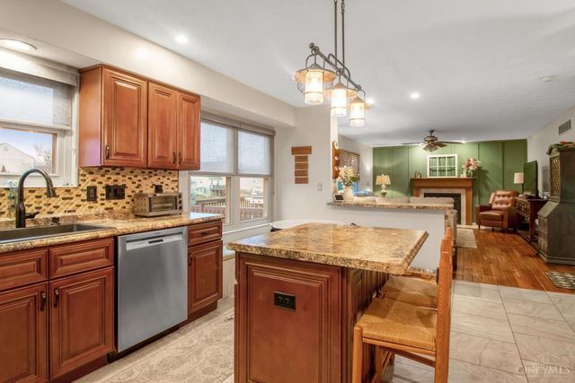 5556 Shady Meadows Drive, Fairfield Twp, OH 45011