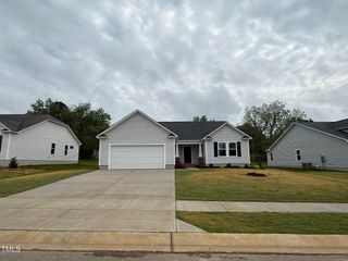 115 Oakfield Trace Drive, Four Oaks, NC 27524
