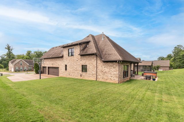147 Fountain Brooke Dr, Hendersonville, TN 37075