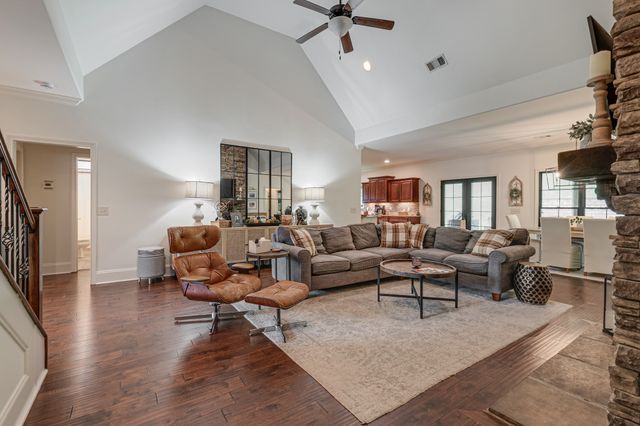 147 Fountain Brooke Dr, Hendersonville, TN 37075