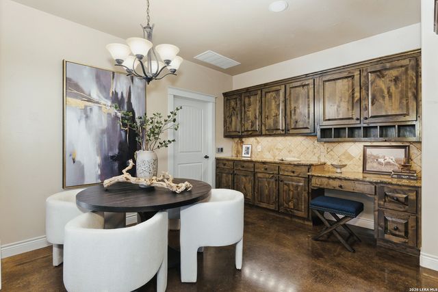 333 Pike, San Antonio, TX 78209