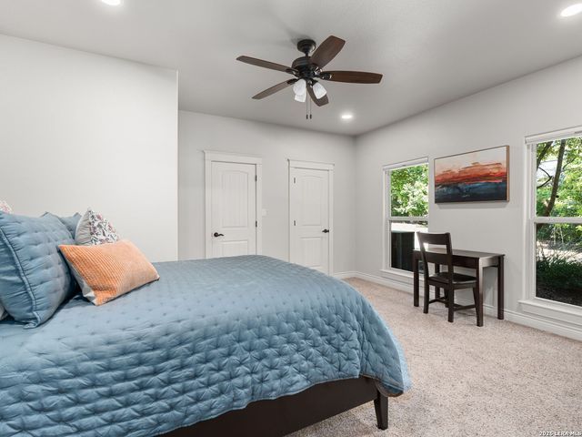 333 Pike, San Antonio, TX 78209