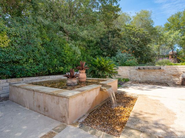 333 Pike, San Antonio, TX 78209