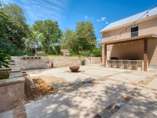 333 Pike, San Antonio, TX 78209