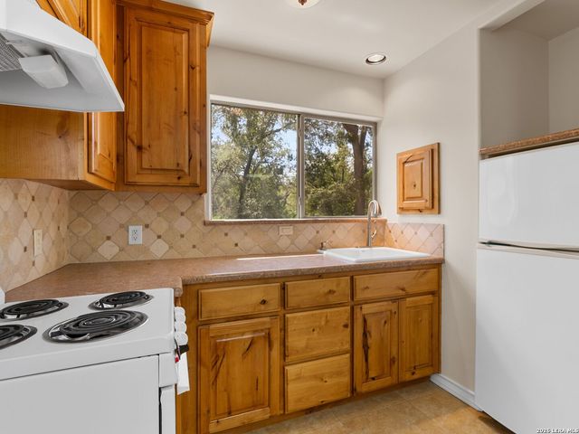 333 Pike, San Antonio, TX 78209