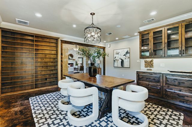 333 Pike, San Antonio, TX 78209