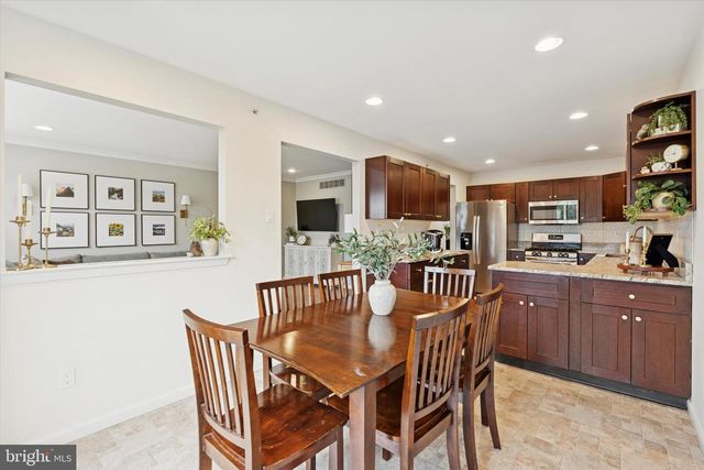 316 GLENN ROSE CIR, King Of Prussia, PA 19406