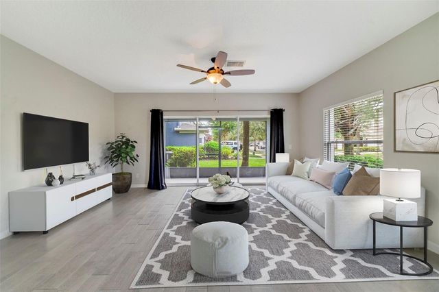 10404 KIPLINGER LANE, Orlando, FL 32829