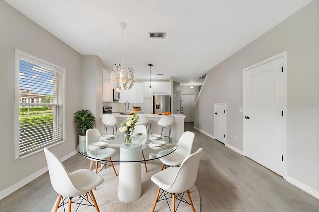 10404 KIPLINGER LANE, Orlando, FL 32829