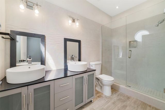 10404 KIPLINGER LANE, Orlando, FL 32829