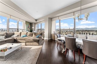 1100 Wilshire 2702, Los Angeles, CA 90017