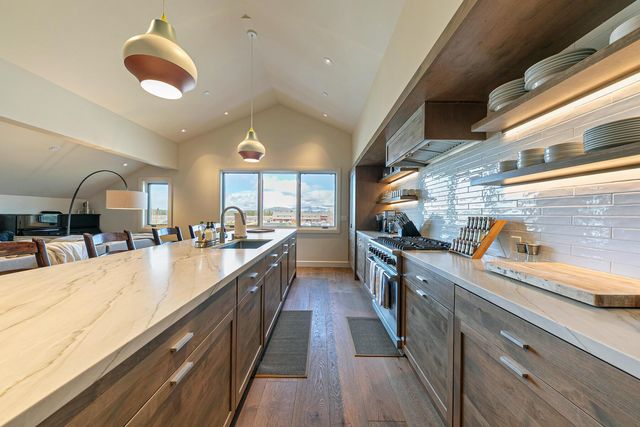 12313 Soaring Way Ste 3D, Truckee, CA 96161