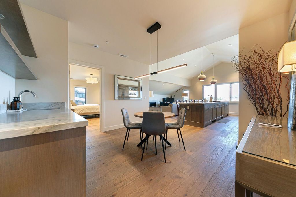 12313 Soaring Way Ste 3D, Truckee, CA 96161