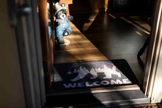 24825 Marion Ridge Road, Idyllwild, CA 92549