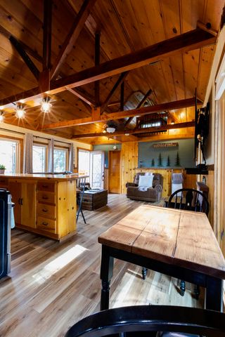 24825 Marion Ridge Road, Idyllwild, CA 92549