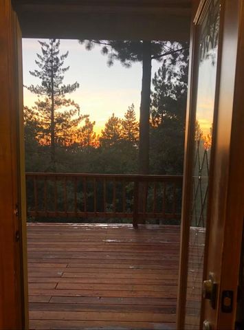 24825 Marion Ridge Road, Idyllwild, CA 92549