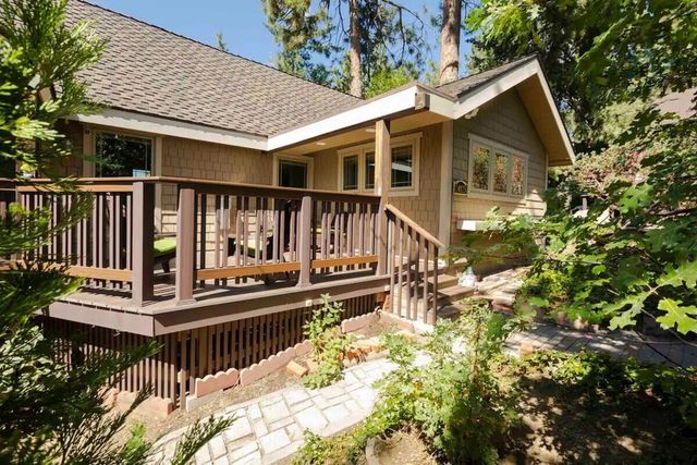 24825 Marion Ridge Road, Idyllwild, CA 92549