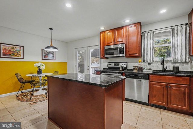 9120 SUMMER PARK DR, Parkville, MD 21234