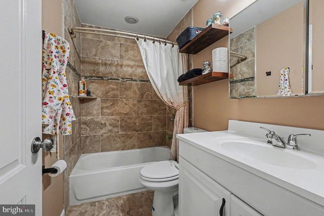 9120 SUMMER PARK DR, Parkville, MD 21234